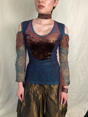 SAVE THE QUEEN Medieval Mixed Media Blouse